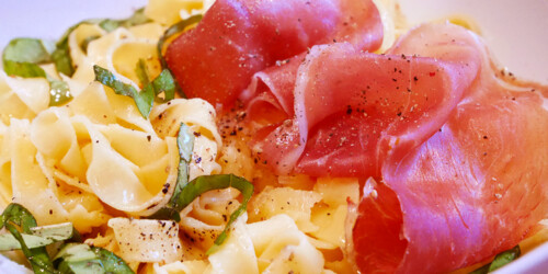 Tagliatelle Prosciutto e Limone - Eat like an Italian