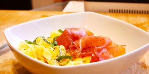 Tagliatelle Prosciutto e Limone - Eat like an Italian