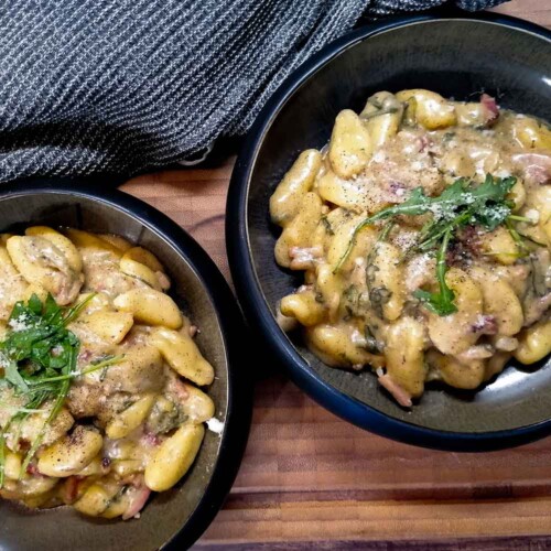 Cavatelli con patate, speck e rucola